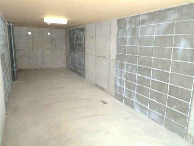 北海道札幌市東区本町二条３丁目 駐車場