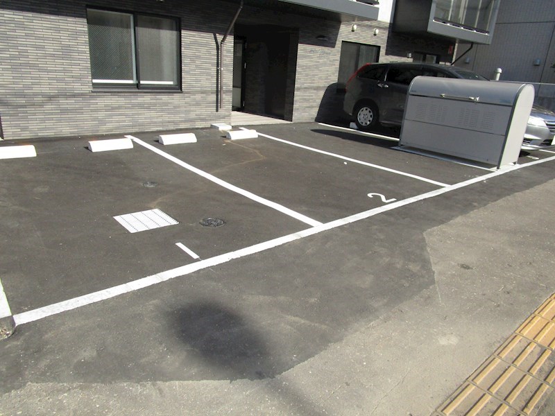 Alta Marea北大前 駐車場