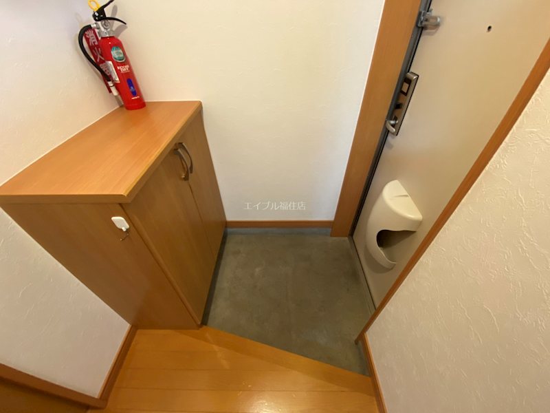 クレイン福住Ａ 玄関