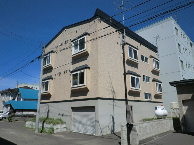 カステル元町 外観