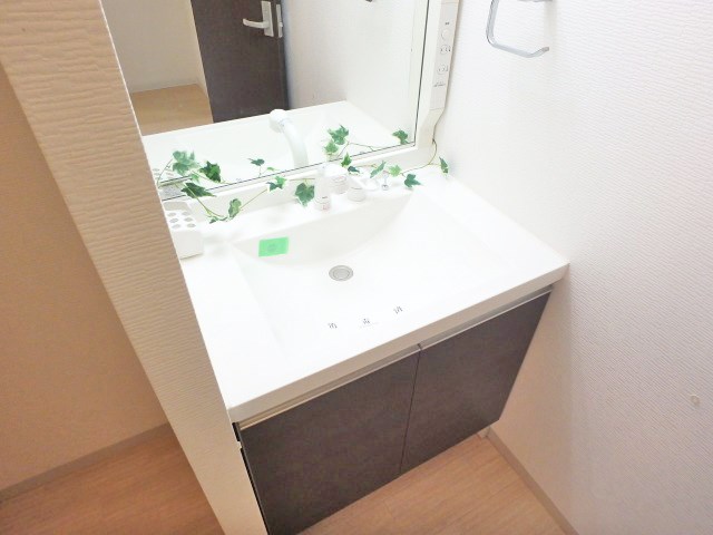 ラクラス札幌北7条 洗面所