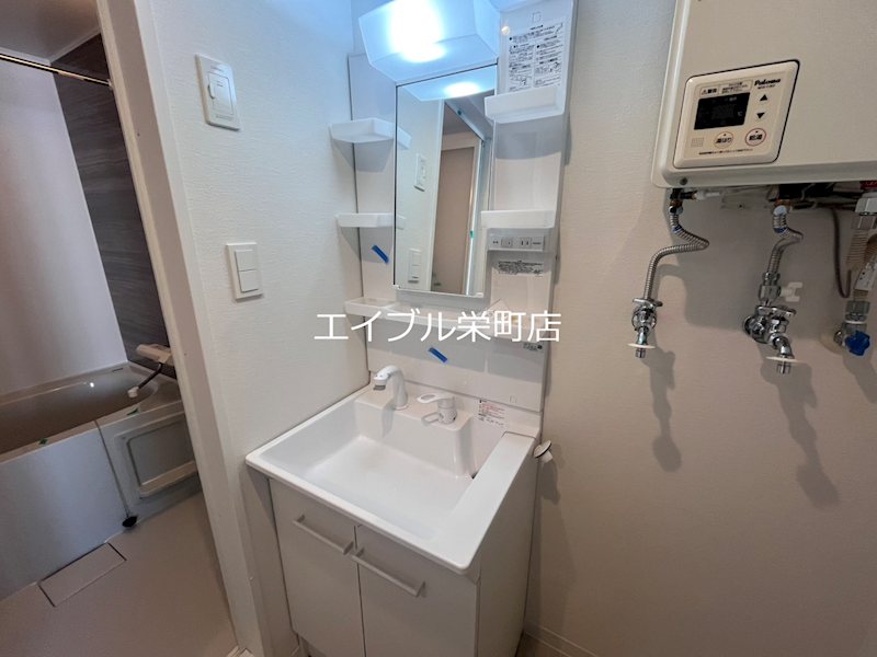 QR 洗面所