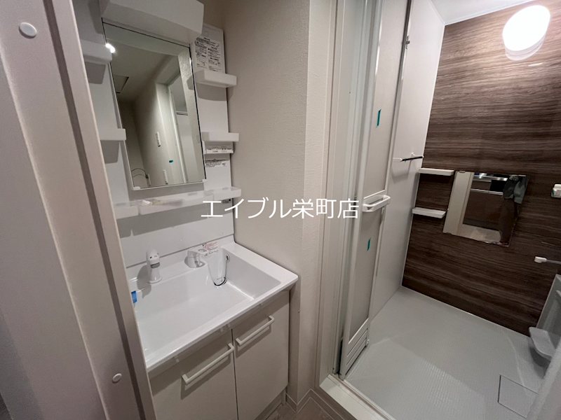QR 洗面所