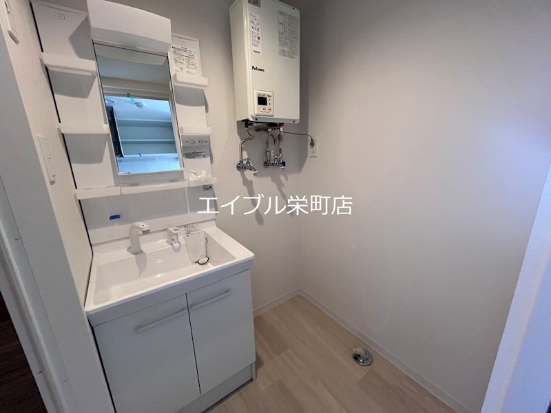 QR 洗面所