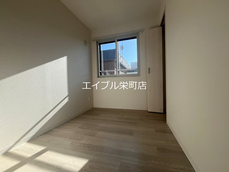 QR ベッドルーム