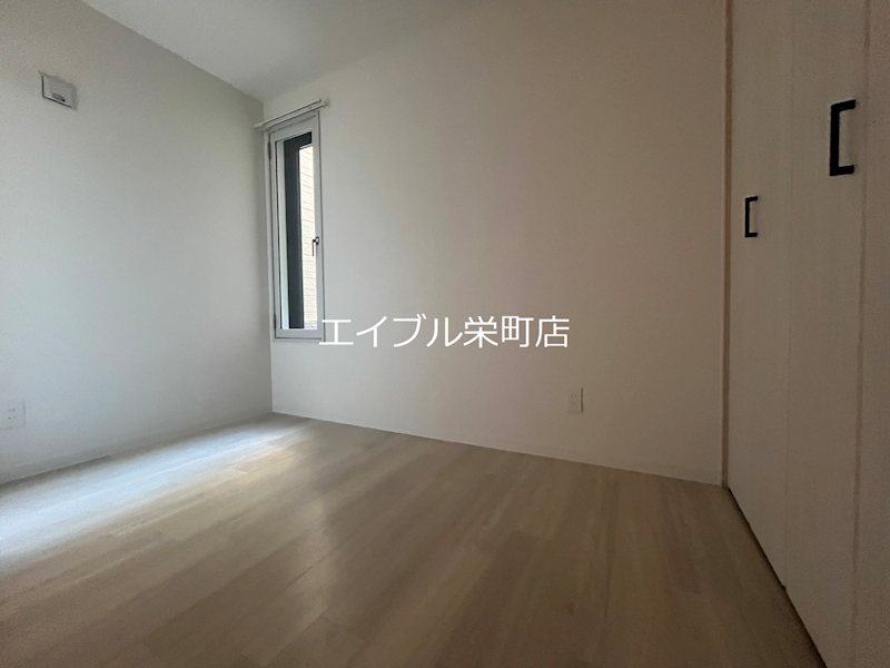 QR ベッドルーム