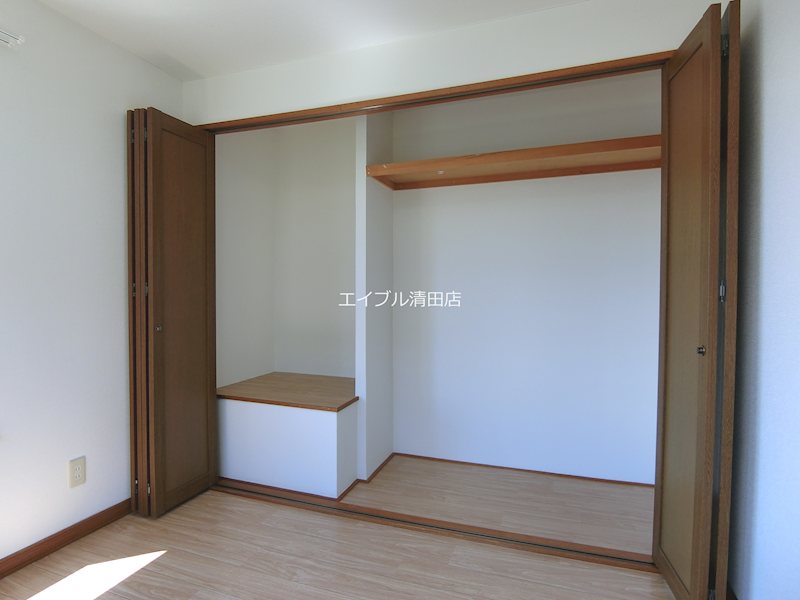 厚別東4-7戸建 収納