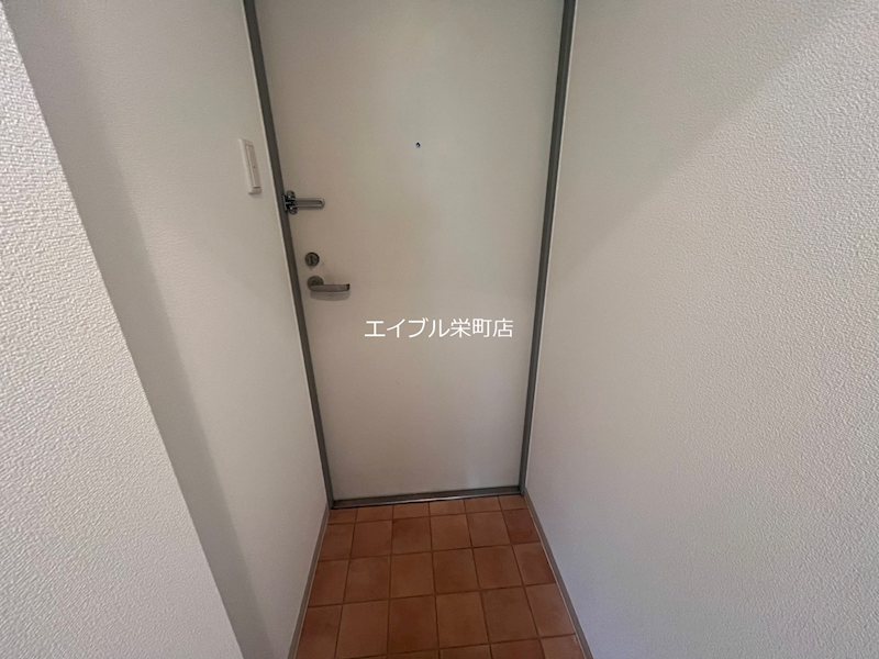 グランディールN9 玄関