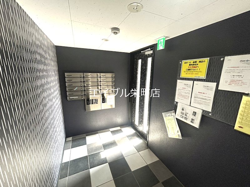 北海道札幌市東区北三十二条東１２丁目 エントランス