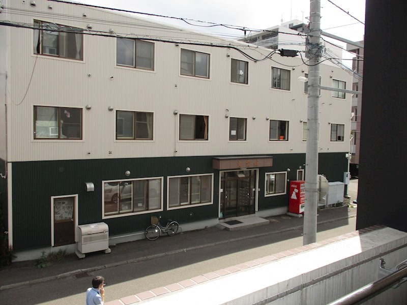 北海道札幌市東区北二十三条東１６丁目2-30 その他