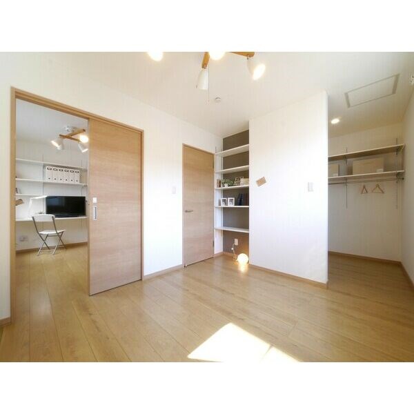 発寒3-5戸建C 収納