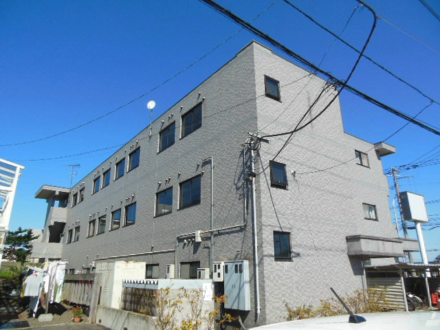 パレスニーノ北広島 駐車場