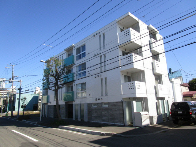 カルグランデ17 外観