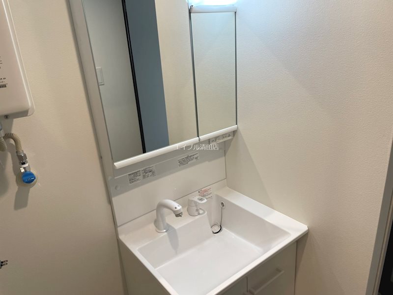 カームヒルズ 洗面所