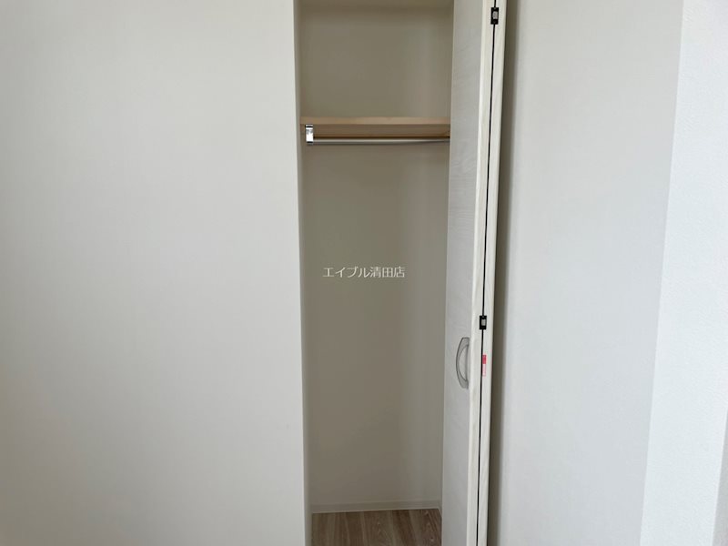 カームヒルズ 収納