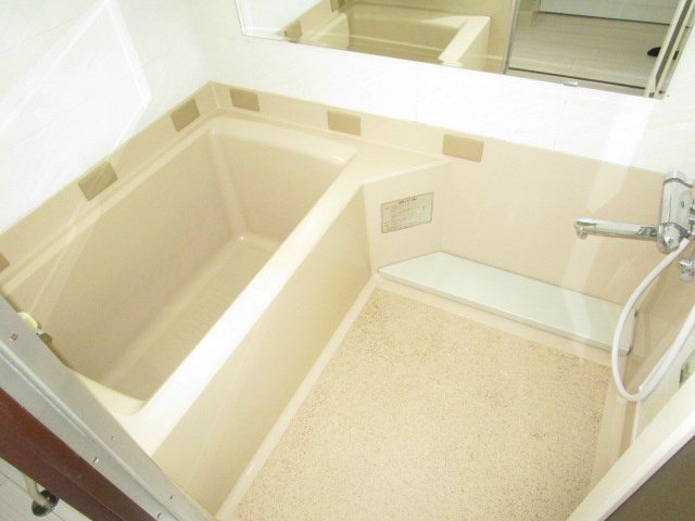 北２５条東１８丁目貸家 風呂画像