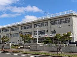 イーストパーク 中学校