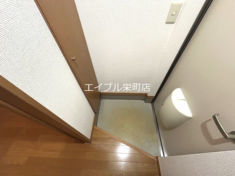 ヴィラージュ空港通り 玄関
