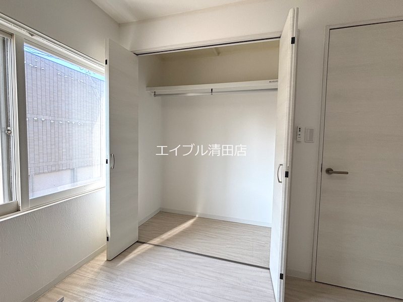 平岸4条9丁目貸家 収納