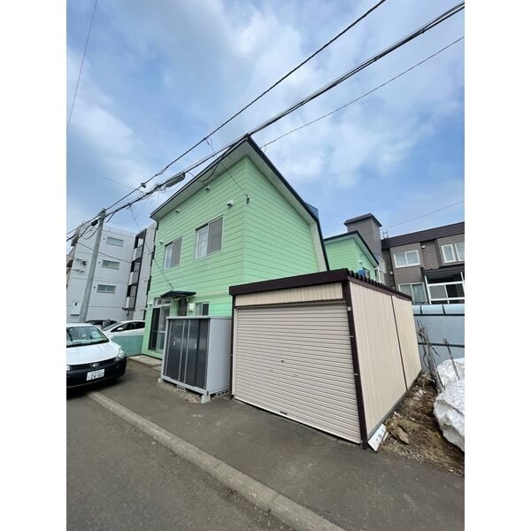 平岸4条9丁目貸家 駐車場