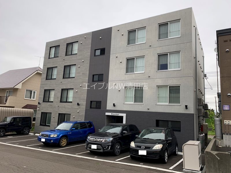 Quadrifoglio(クアドリフォリオ) 外観