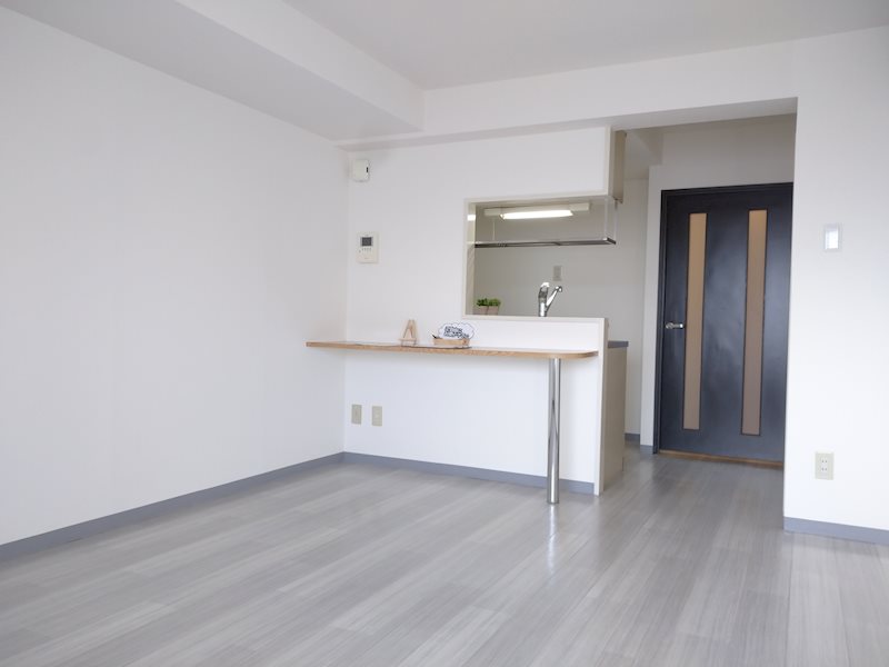 テラ元町 リビング