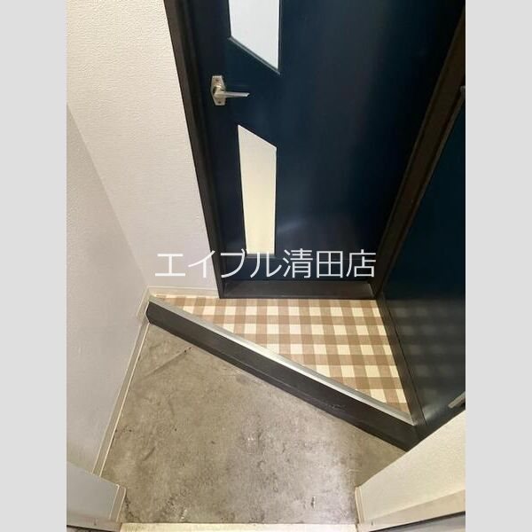 エクセレンス羊が丘 玄関