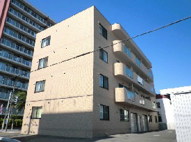 インクローバー元町 外観