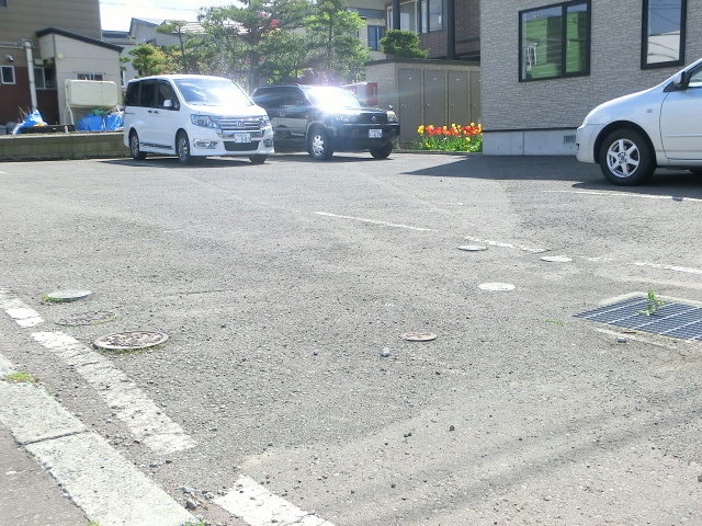 ヴィサージュ福住 駐車場