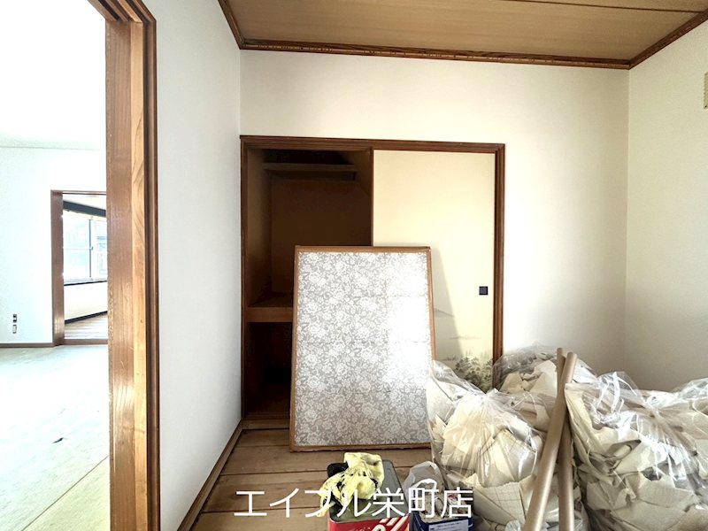 幌向南4条1丁目貸家 収納