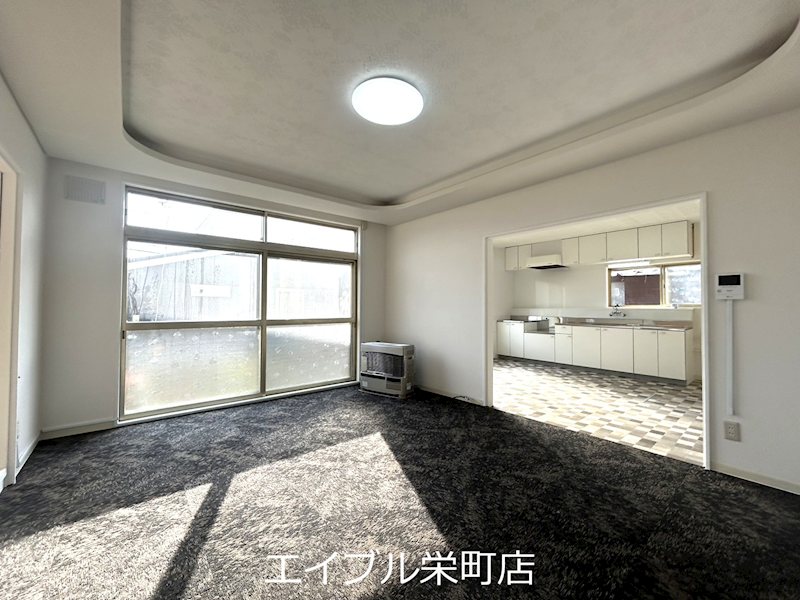 幌向南2条4丁目貸家 リビング