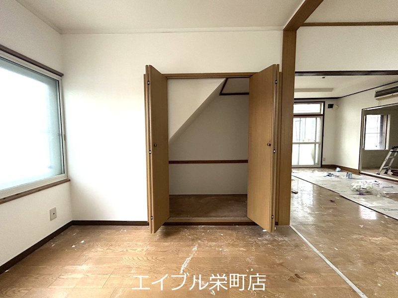 幌向南2条5丁目貸家 収納