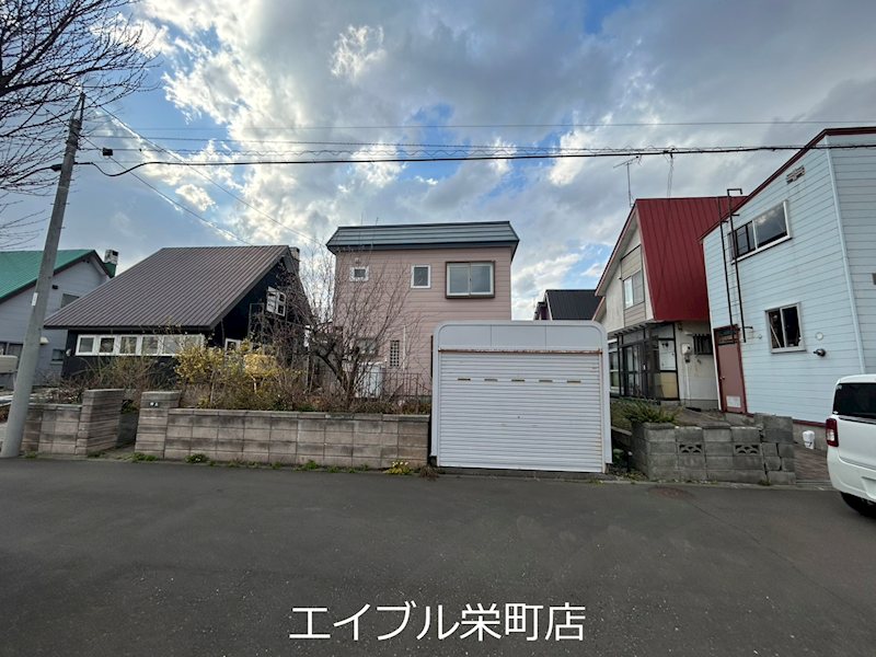 幌向南2条5丁目貸家 駐車場