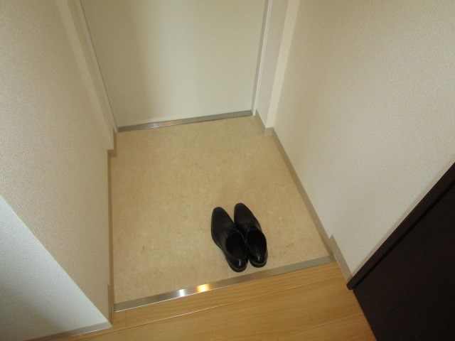 アバンセＮ42 玄関