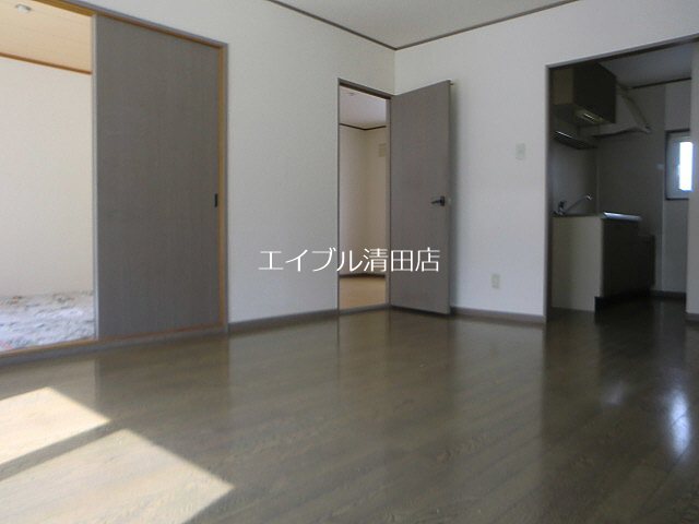 メイユール喜寿Ｄ－2 玄関