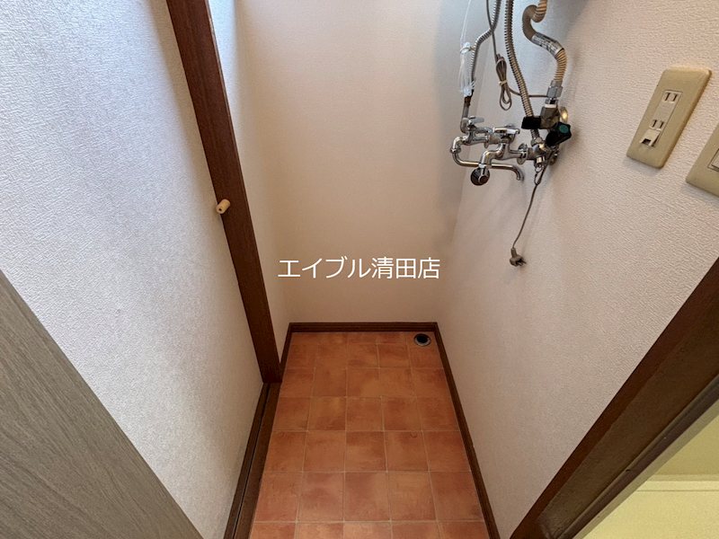 シャイニングコーポB その他