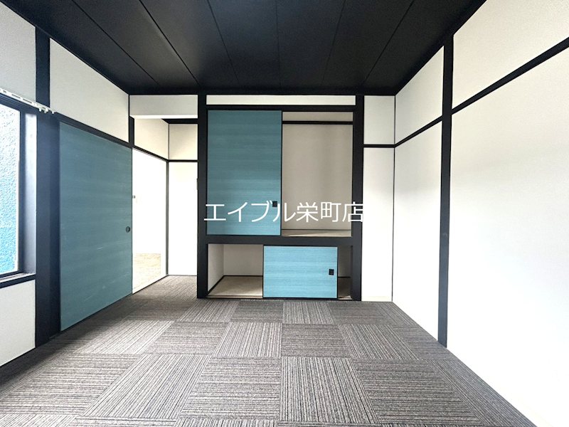 ５条西１３丁目貸家 収納