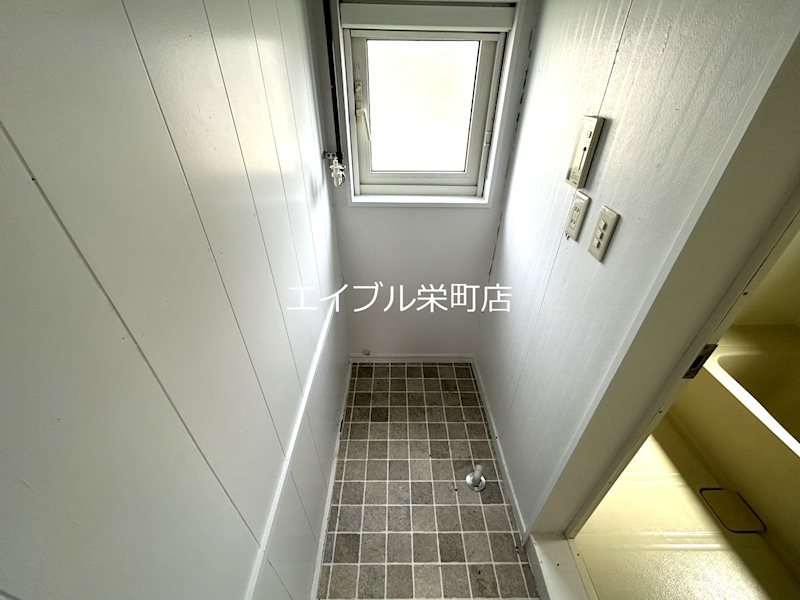 美園1条7丁目貸家 洗面所