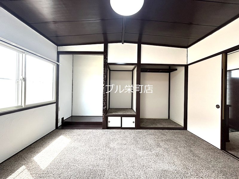 北2条16丁目貸家 収納