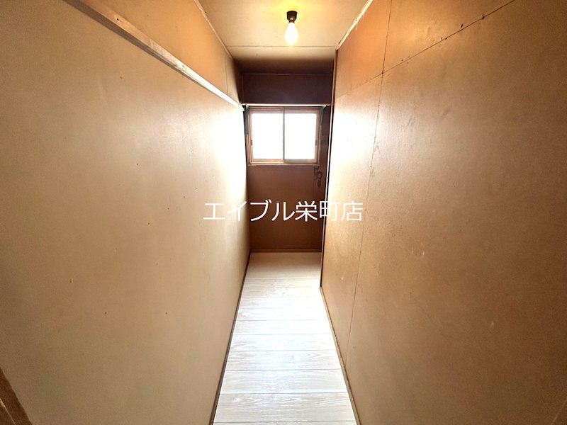 北2条16丁目貸家 収納
