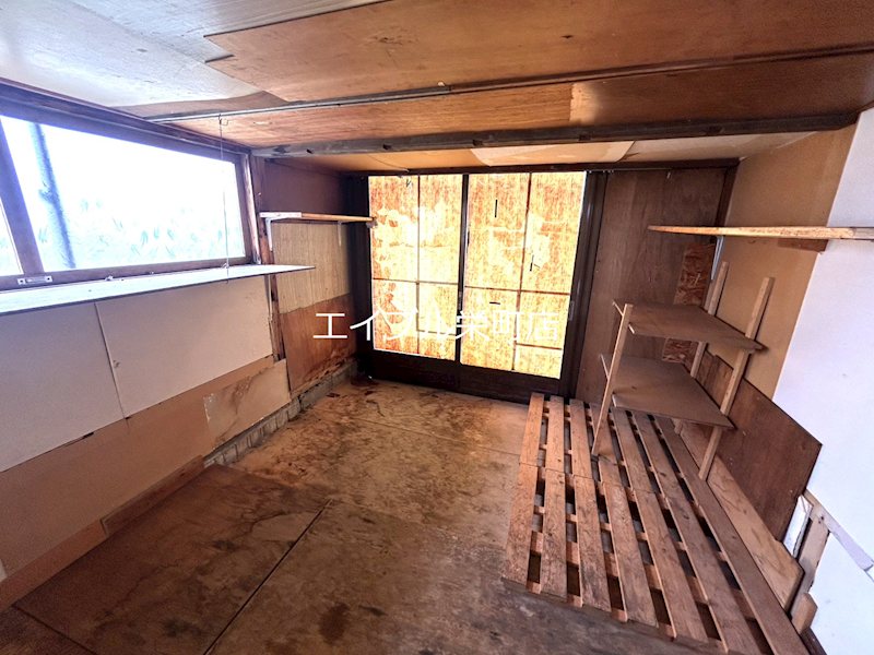 北本町東4丁目貸家 収納
