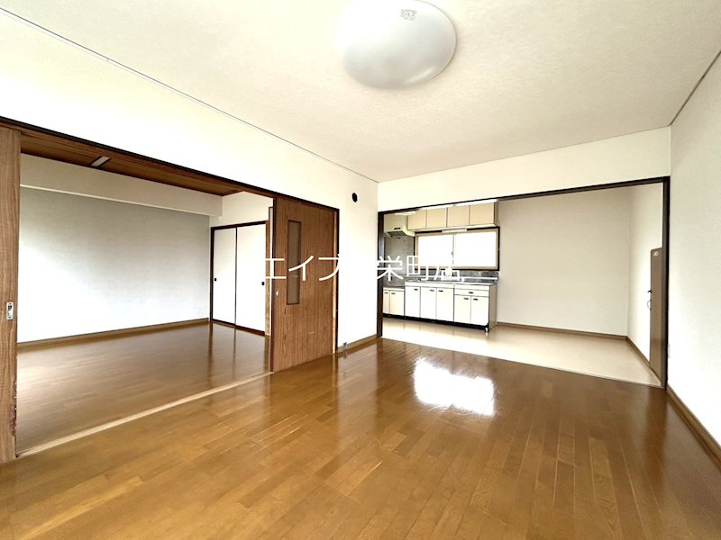 北本町東4丁目貸家 リビング