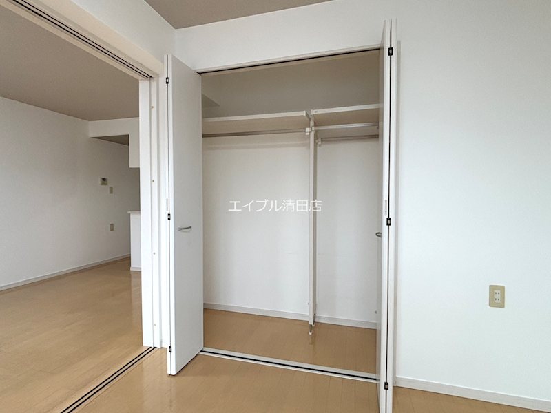 ワンダーコート清田 収納