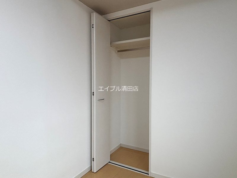 ワンダーコート清田 収納