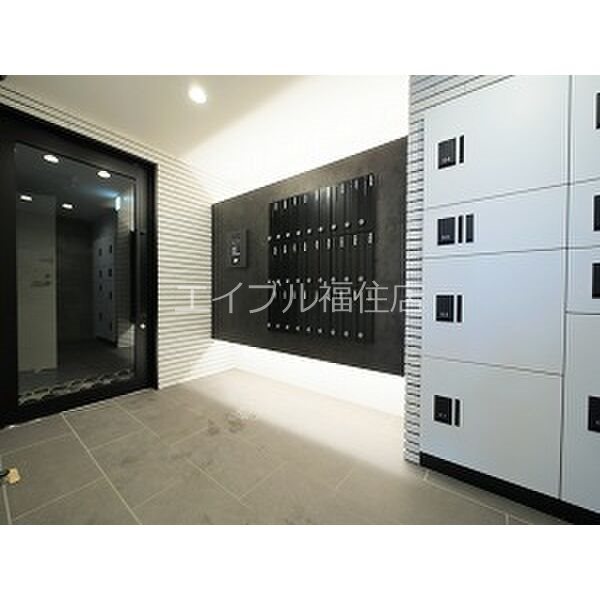 Mフラット エントランス