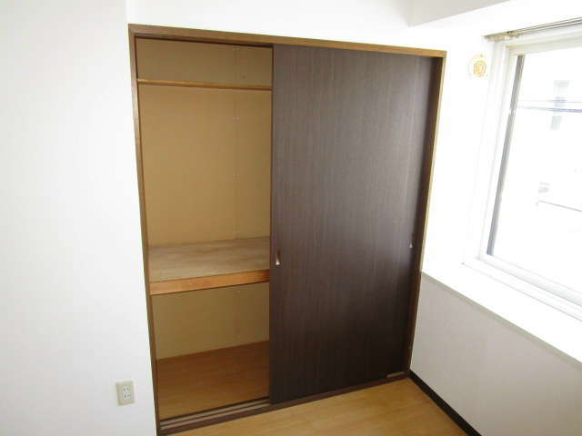 グランドビル 収納