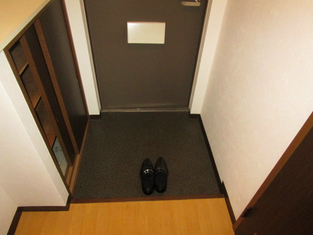 グランドビル 玄関