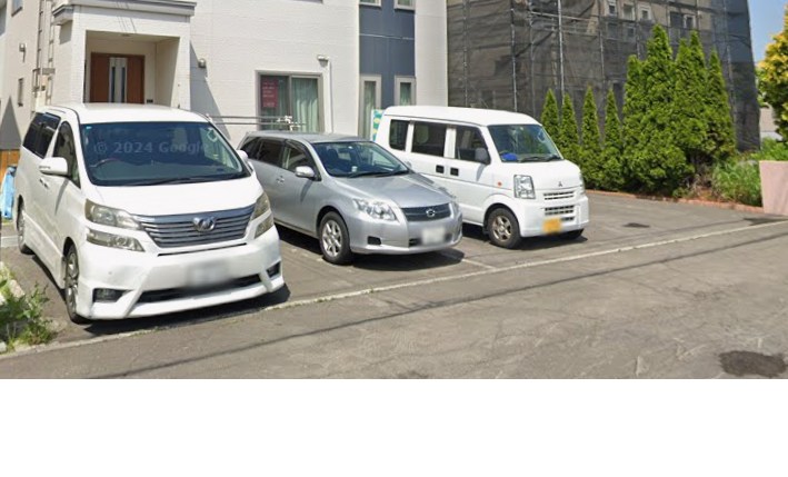 屯田8-10戸建 駐車場