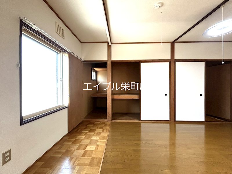 氏家貸家1-14（一棟二戸） 収納