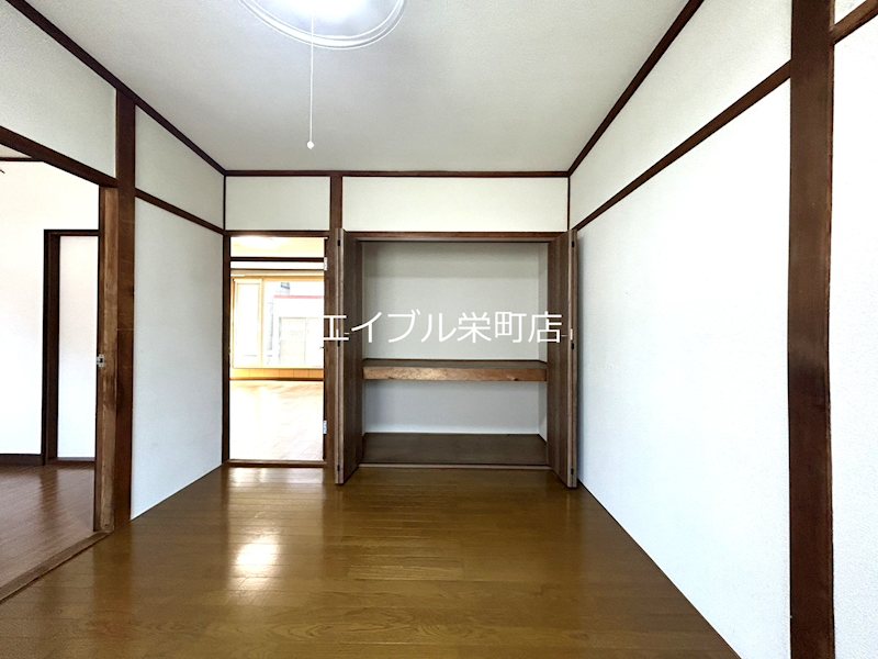氏家貸家1-14（一棟二戸） 収納